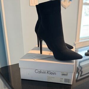 Calvin Klein Elegant Black Heeled Boots